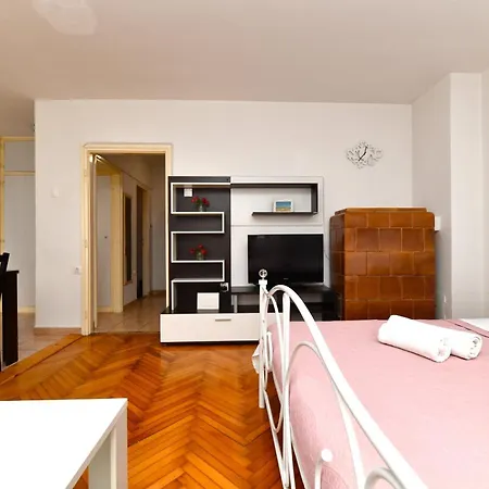 Cozy 16a